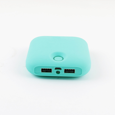 효율성 모든 장치에 대한 완전한 전원 은행 듀얼 입력 마이크로 USB 또는 타입 C