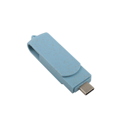 재활용 가능한 재료 데이터 저장용으로 C U 타입 디스크를 가진 USB 플래시 드라이브
