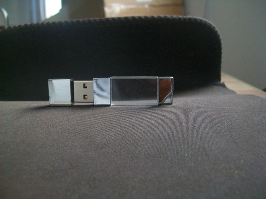 반지 크리스탈 usb 2.0와 usb 3.0로 LED 조명 톡톡 쏠 수 있습니다