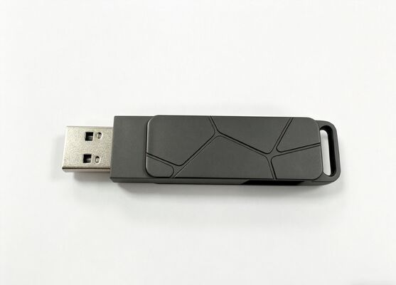 총 흑체 레이저 로고 유형 C USB는 키체인 또는 끈 및 열쇠고리를 넣을 수 있습니다.