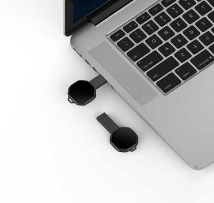 LED 빛 usb 메모리 영하 50에서 플러스 80도 작동 가능 극한 온도 데이터 처리 이상