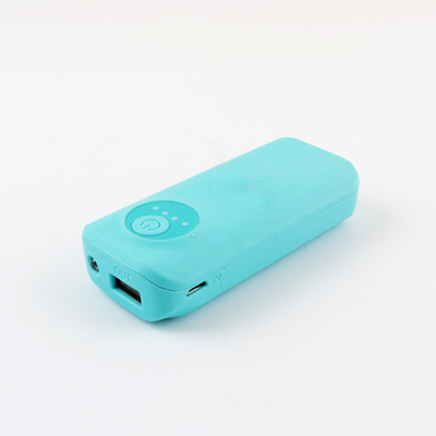 LED 라이트 플라스틱 휴대용 전력 은행 2400MAH 18650 리튬 이온 배터리