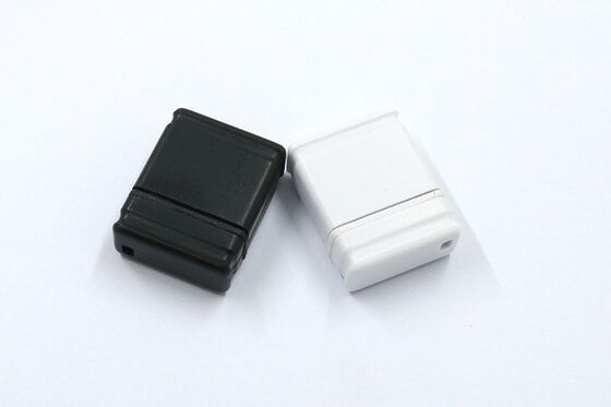 MINI USB 플래시 드라이브 소재는 USB 2.0 읽기 속도와 데이터 전송 속도가 빠른 플라스틱 USB 플래시 드라이브입니다.