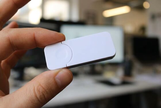 USB 3.0 20-80MB S 플라스틱 소재 USB 스틱 맞춤형 로고 인쇄 또는 레이저 고속 휴대용 플래시 드라이브